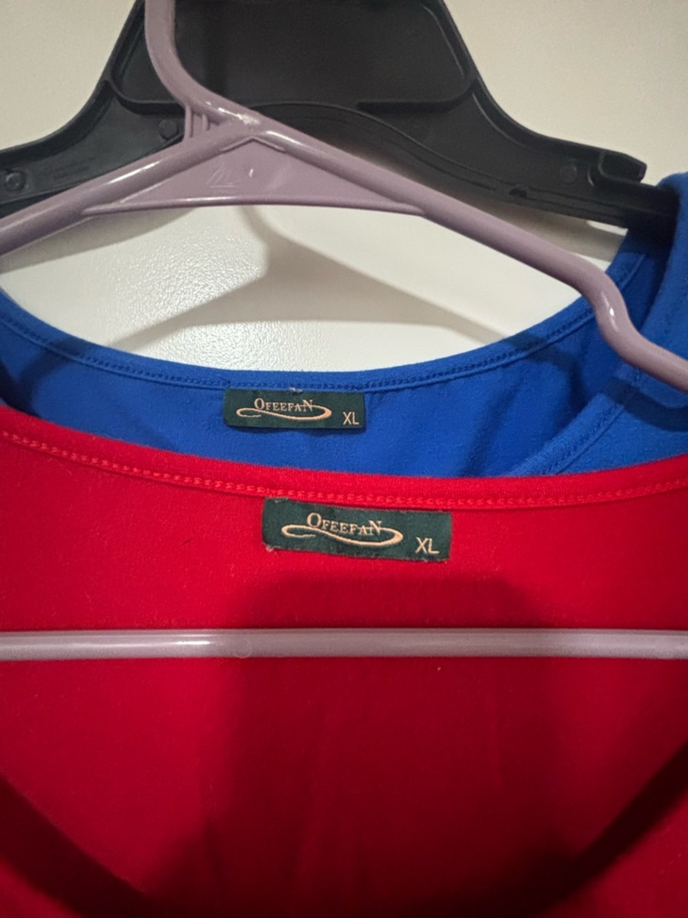 (2 shirts) Women’s Blue and Red Short Sleeve Pleated Front Top - Picture 5 of 7